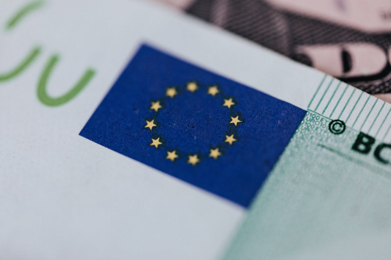 Bom dia Mercado zona-do-euro-comissao-europeia-europa