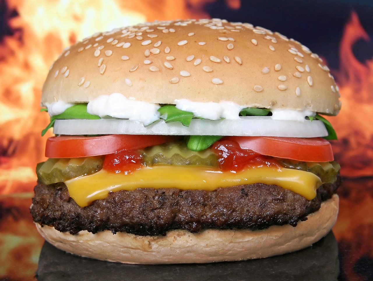 Bom dia Mercado hamburger-1238246_1280