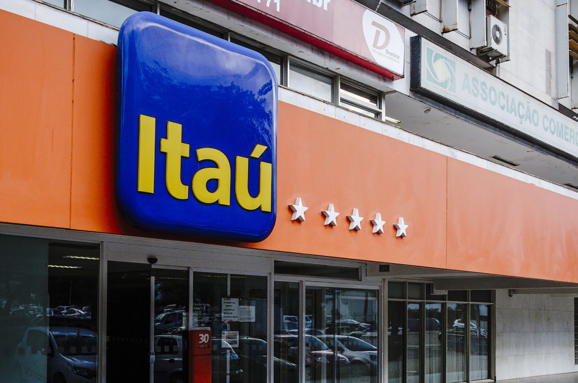 Bom dia Mercado Itau